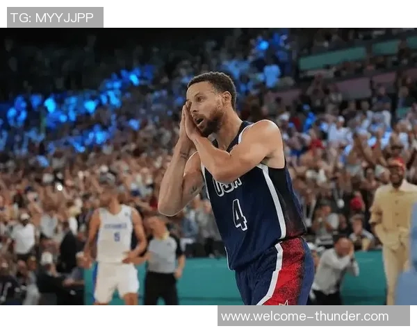 布克感慨库里穿自己的鞋对阵自己曾以为会是反向情景 布克感慨库里穿自己的鞋对阵自己曾以为会是反向情景