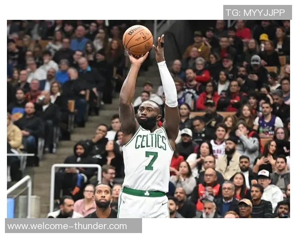 西蒙乔丹引发争议称伊萨克重伤是罢训报应后澄清并非咒骂他